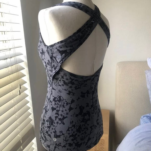 Lululemon All You Do Tank Floral Black / Grey Size 2 - Picture 4 of 6